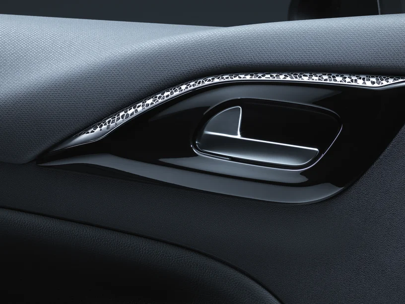 eos_3dprinting_applications_automotive_dsautomobiles_ds3_doorhinge.webp