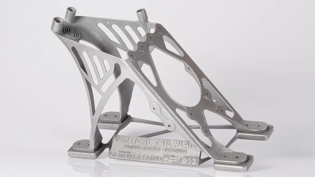 eos_3dprinting_applications_aerospace_sogeti_airbus_verticalteilplantbracket (1).webp